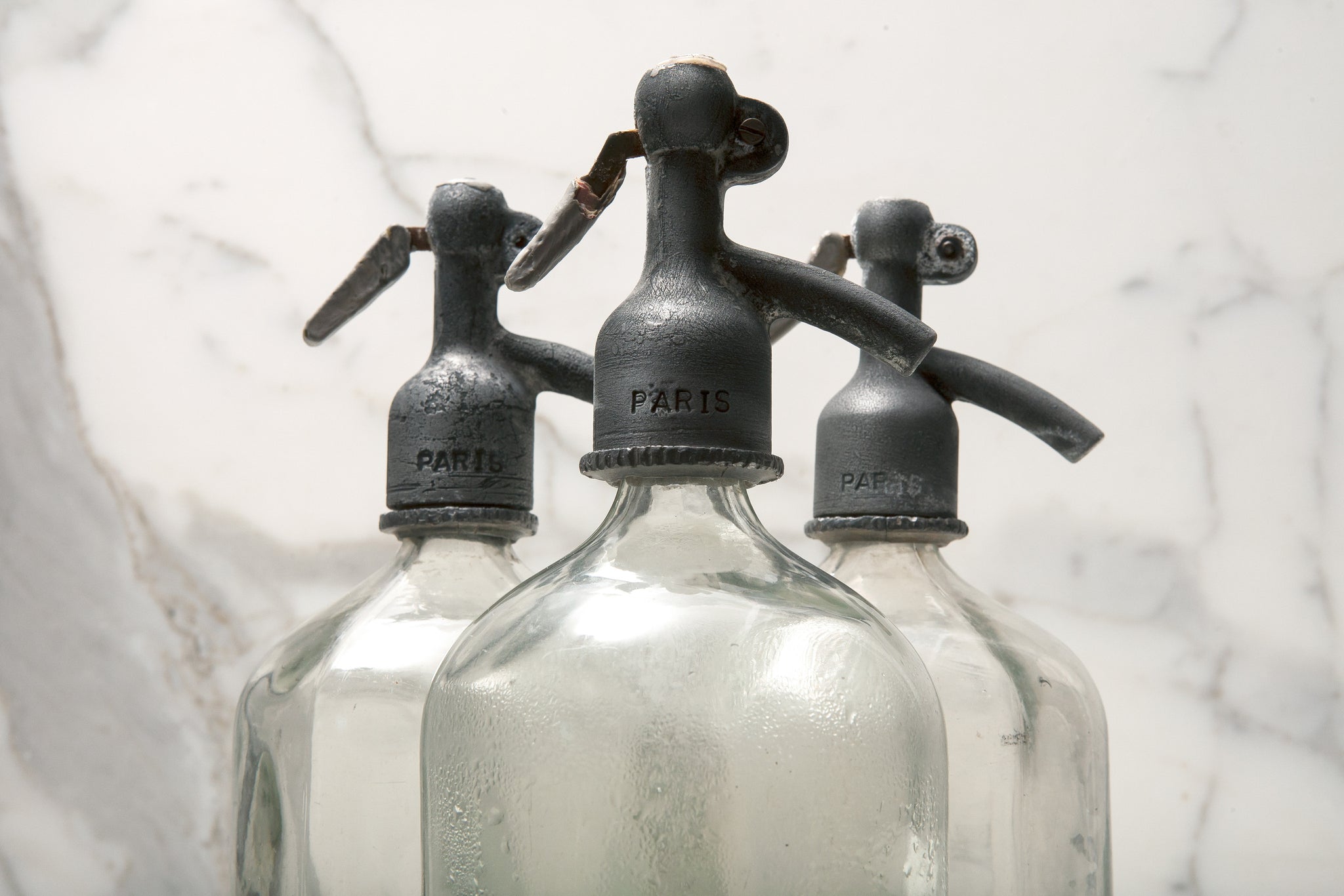 Sparkling or Still? The Rise of the Seltzer Bottle